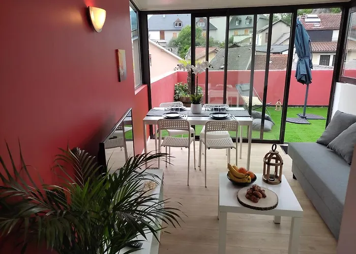 Appartement Air-conditioned Flat With Terrace - Private & Independent - Lourdes
